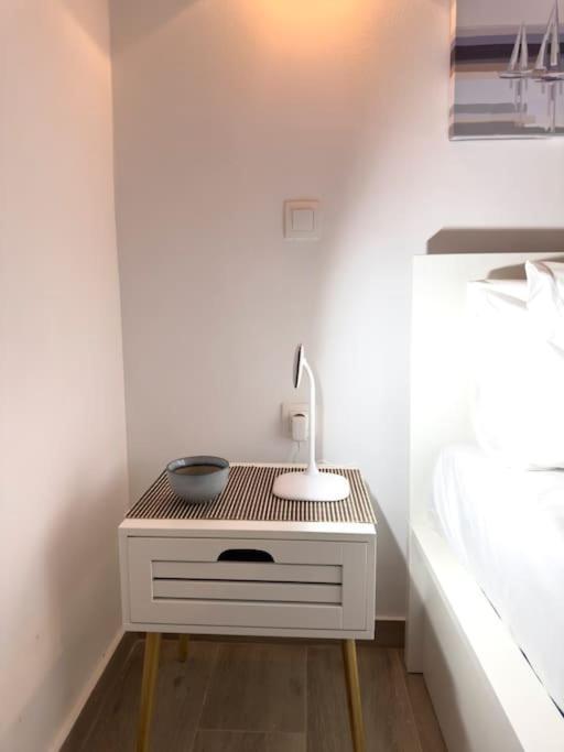Ferienwohnung Petite Retreat In Kolonaki, Athens /Netflix Exterior foto